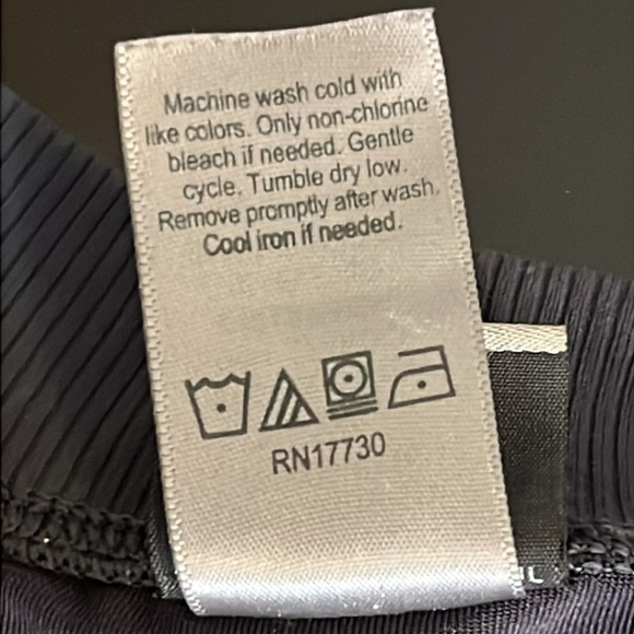 Champion full zip women’s jacket with pockets, lightweight, stretchy, sz XXL - Picture 13 of 13